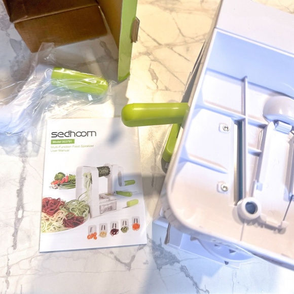 NIB Sedhoom Multi-Function Food Spiralizer โ Open Box โจ - Picture 5 of 6
